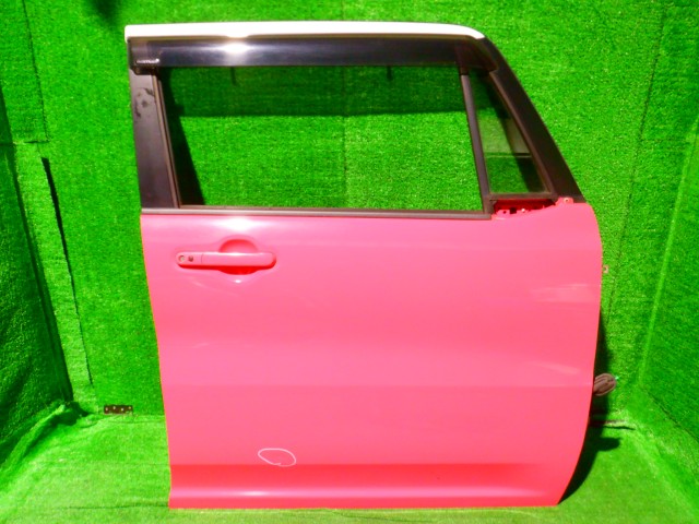 【中古】中古部品 ハスラー MR31S 右ﾌﾛﾝﾄﾄﾞｱ 【3340140100-000025207213100】