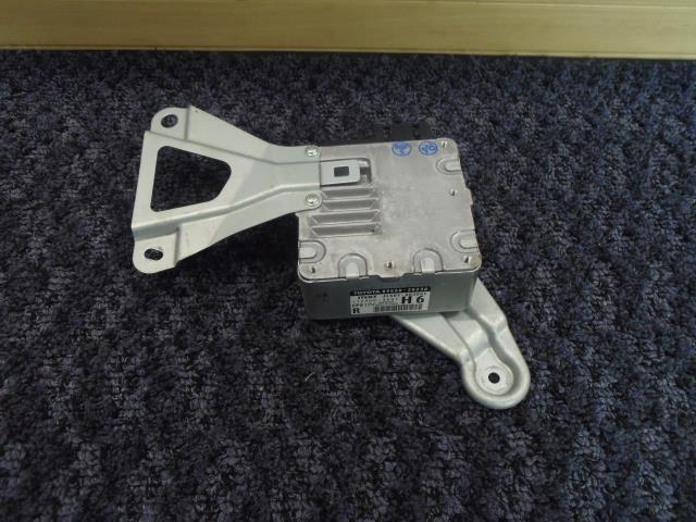 【中古】中古部品 ノア ZRR70G PSｺﾝﾋﾟｭｰﾀｰ 【3330440100-250830000363500】