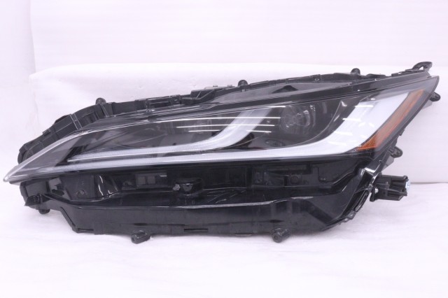 【中古】中古部品 ハリアー MXUA80 左ﾍｯﾄﾞﾗﾝﾌﾟ 【3260520000-250901502410900】 78,771円