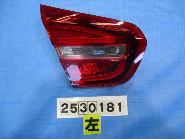 【中古】中古部品 ベンツ GLAクラス 156942 左ﾌｨﾆｯｼｬｰﾊﾟﾈﾙ 【3310040100-000253018115220】
