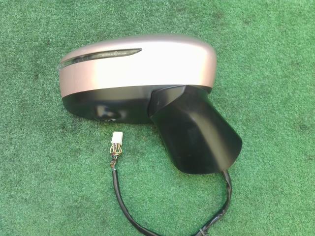 【中古】中古部品 ノート E12 右ｻｲﾄﾞﾐﾗｰ 【3260240000-250902000113500】