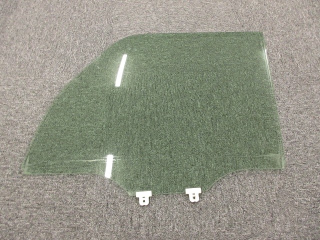 【中古】中古部品 タント L375S 左ﾌﾛﾝﾄﾄﾞｱｶﾞﾗｽ 【3310590000-202509002913230】