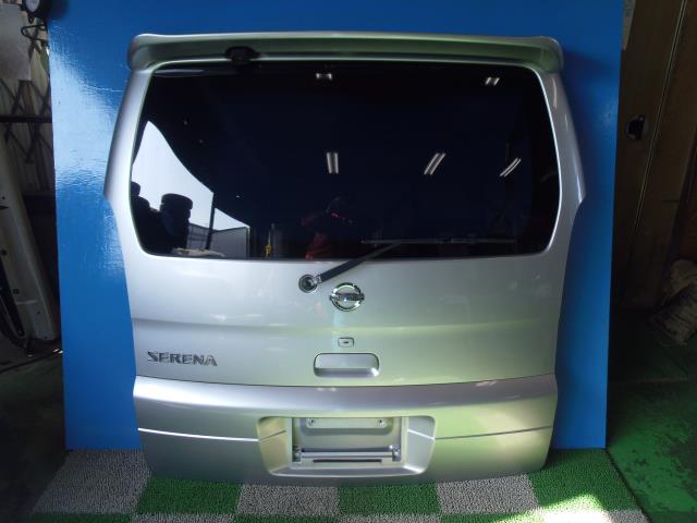 【中古】中古部品 セレナ TNC24 ﾊﾞｯｸﾄﾞｱ 【3330440100-250902000215800】