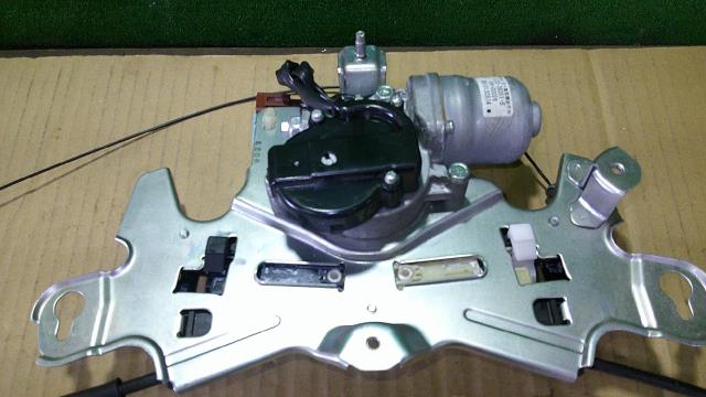 【中古】中古部品 フリード GB3 左パワースライドドアモーター 【3500080000-250502000764660】