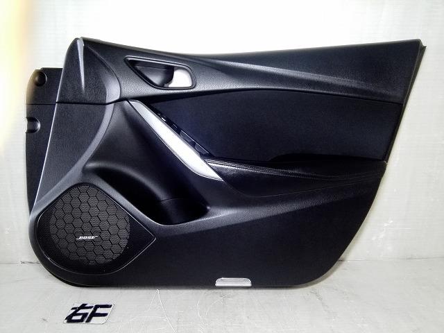【中古】中古部品 アテンザ GJ2FW 右ﾌﾛﾝﾄﾄﾞｱﾄﾘﾑ 【3310050100-250425000113150】