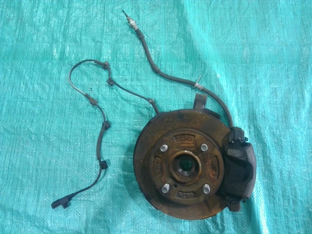 【中古】中古部品 アルト HA36S 右ﾌﾛﾝﾄﾅｯｸﾙﾊﾌﾞ 【3310090100-202508095844310】