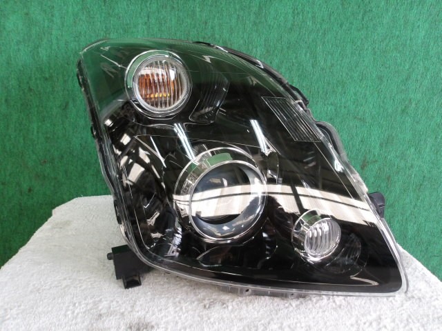 【中古】中古部品 スイフト ZC71S 右ﾍｯﾄﾞﾗﾝﾌﾟ 【3310420000-000002373310800】 15,286円