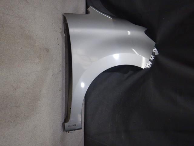 【中古】中古部品 ソリオ MA15S 右ﾌﾛﾝﾄﾌｪﾝﾀﾞｰ 【3330810100-250902000510600】