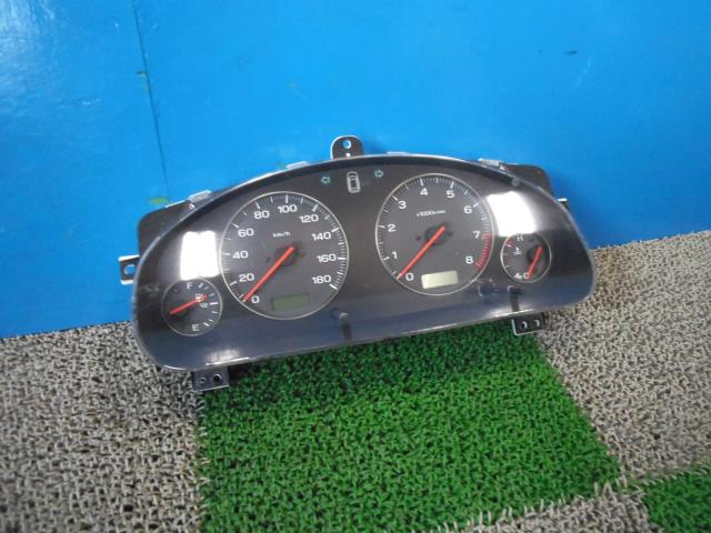 【中古】中古部品 レガシィ BH5 ｽﾋﾟｰﾄﾞﾒｰﾀｰ 【3330440100-250904000361400】
