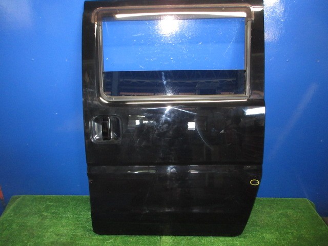 【中古】中古部品 NV100クリッパー U71V 左ﾘｱﾄﾞｱ 【3310270100-000014927013400】