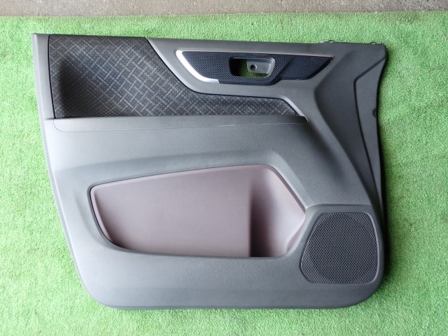 【中古】中古部品 Ｎ－ＷＧＮ JH2 左ﾌﾛﾝﾄﾄﾞｱﾄﾘﾑ 【3330450100-250905000113250】
