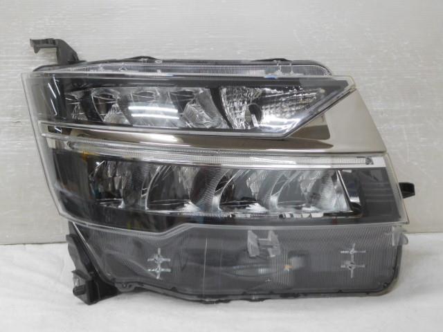 【中古】中古部品 ステラ LA150F 右ﾍｯﾄﾞﾗﾝﾌﾟ 【3380050000-000037447910800】