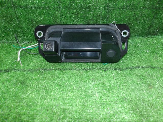 【中古】中古部品 ウェイク LA710S ｱｳﾀｰﾊﾝﾄﾞﾙ 【3330420100-250901000117250】