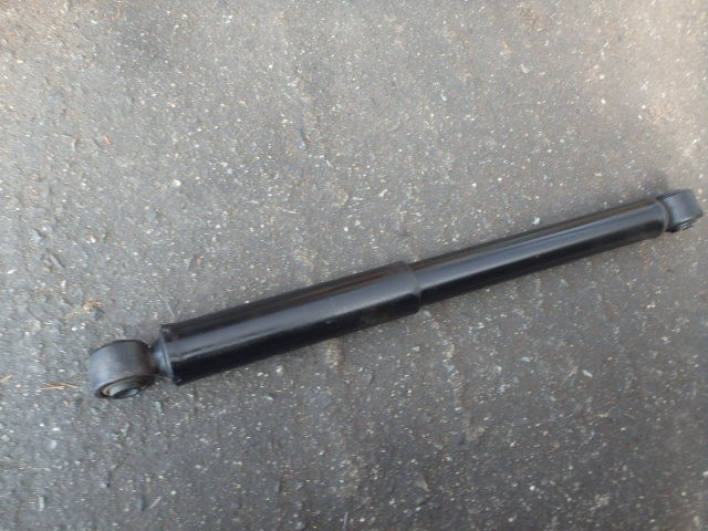 【中古】中古部品 ＡＺワゴン MJ23S 右ﾘｱｼｮｯｸｱﾌﾞｿｰﾊﾞｰ 【3331010800-000023529650700】