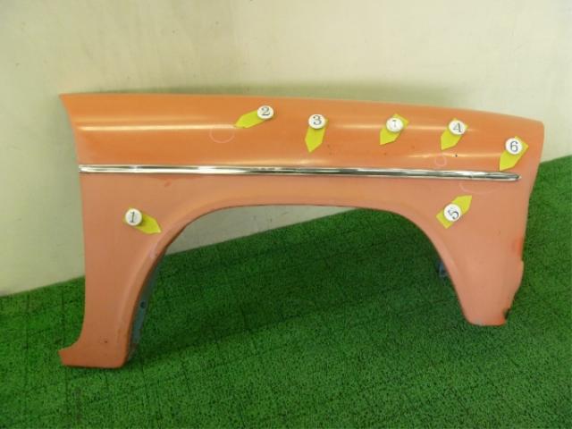【中古】中古部品 クラウン RS30 右ﾌﾛﾝﾄﾌｪﾝﾀﾞｰ 【3310250100-000928200010600】