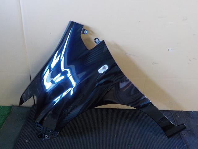 【中古】中古部品 フリードスパイク GB3 左フロントフェンダー 【3260200000-250908000310700】
