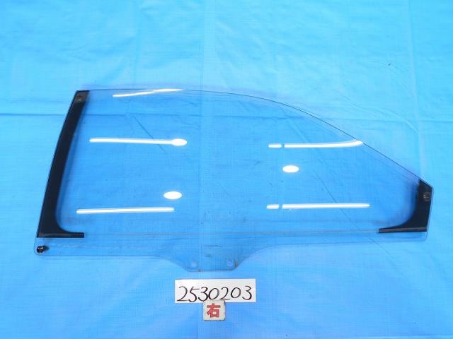 【中古】中古部品 ソアラ JZZ31 右ﾌﾛﾝﾄﾄﾞｱｶﾞﾗｽ 【3310040100-000253020313130】
