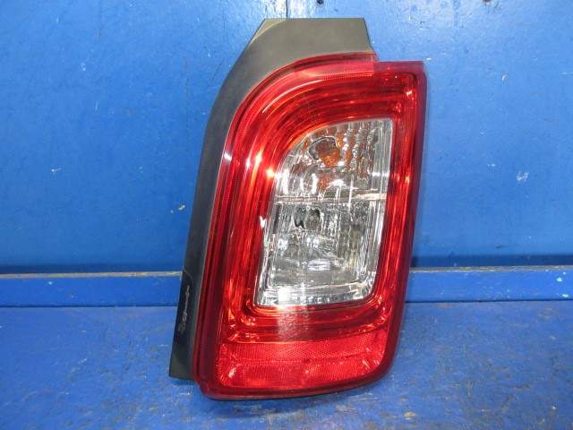 【中古】中古部品 Ｎ－ＯＮＥ JG1 右ﾃｰﾙﾗﾝﾌﾟ 【3310270100-000014977215500】