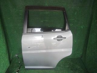 【中古】中古部品 ムーヴ L175S 左ﾘｱﾄﾞｱ 【3310030100-250911000113400】 10,692円