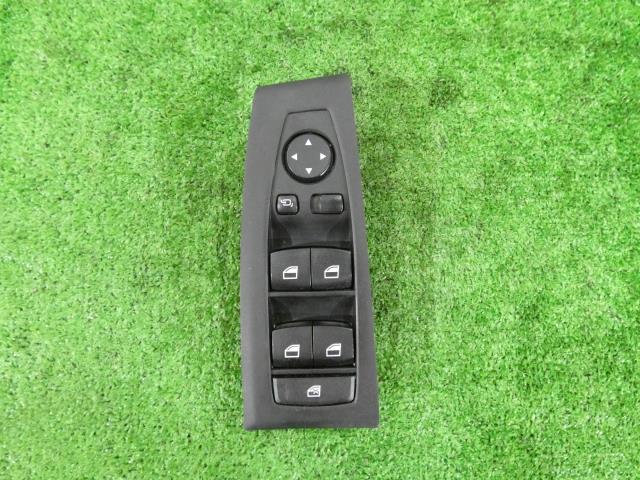 【中古】中古部品 BMW 2シリーズ 2D15 ﾊﾟﾜｰｳｲﾝﾄﾞｳｽｲｯﾁ 【3260250000-000025130561900】