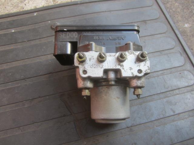 【中古】中古部品 アコード CM2 ABSｱｸﾁｭｴｰﾀｰ 【3330410100-250916000142500】