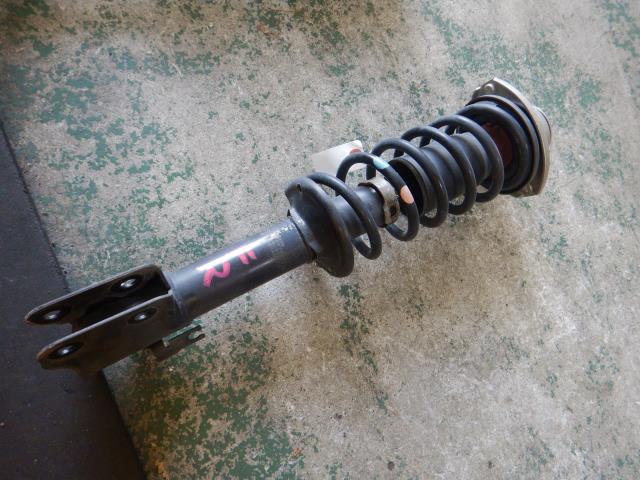 【中古】中古部品 ワゴンＲ MH23S 右ﾌﾛﾝﾄｽﾄﾗｯﾄ 【3330810100-250912000150110】