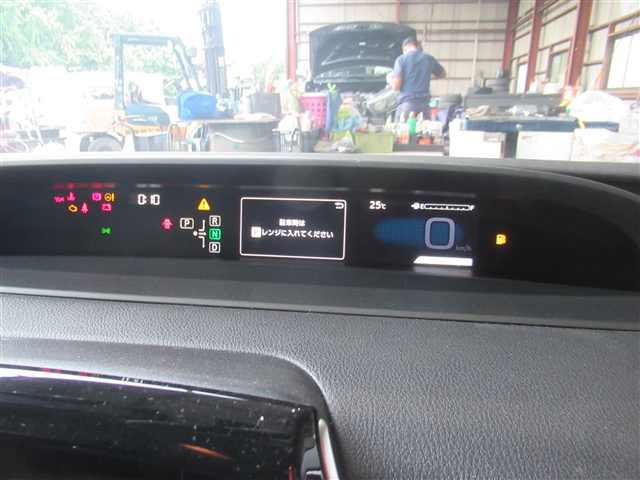H28年 プリウス DAA-ZVW50 スピード メーター 2ZRFXE ZVW51 ZVW55