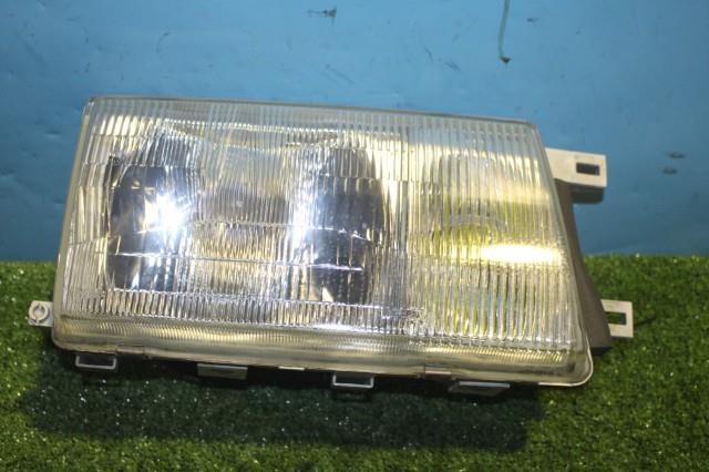 【中古】中古部品 セドリック QJY31 右ﾍｯﾄﾞﾗﾝﾌﾟ 【3330950100-000042540410800】