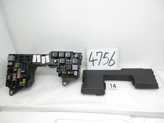 【中古】中古部品 ジャガー XF J05PC ﾋｭｰｽﾞﾎﾞｯｸｽ 【3500170000-250917502467800】