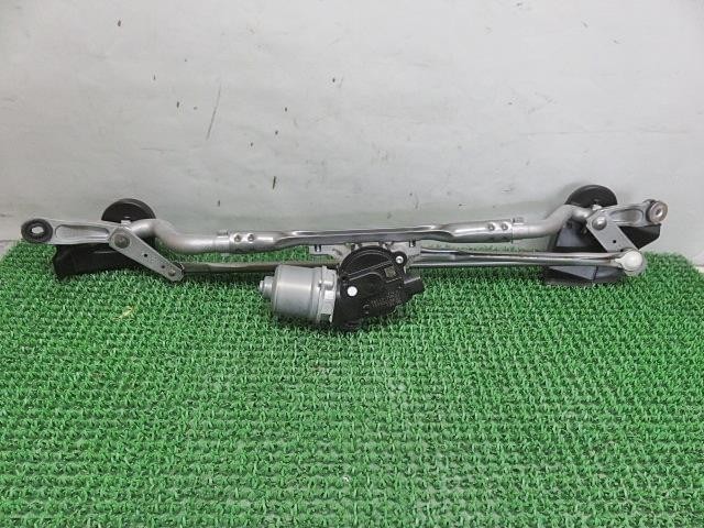 【中古】中古部品 スペーシア MK53S ﾌﾛﾝﾄﾜｲﾊﾟｰﾓｰﾀｰ 【3330380100-000032027261600】