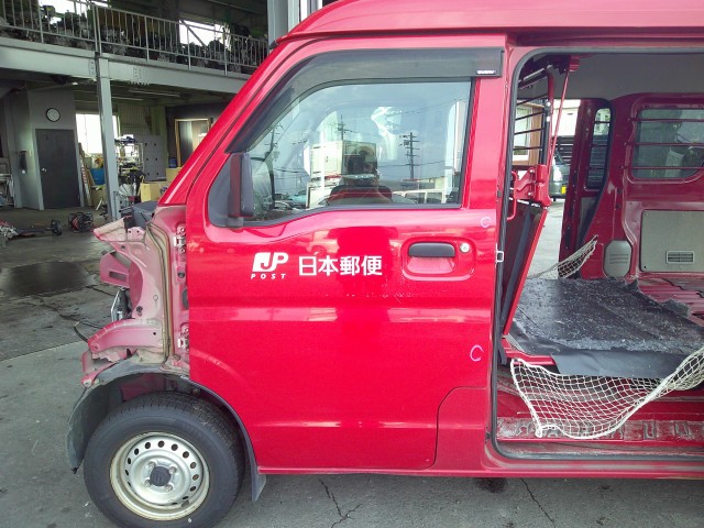 【中古】中古部品 エブリィ DA17V 左ﾌﾛﾝﾄﾄﾞｱ 【3330660100-000025328213200】