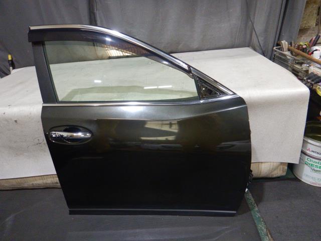 【中古】中古部品 エクストレイル NT32 右ﾌﾛﾝﾄﾄﾞｱ 【3330810100-250916000113100】