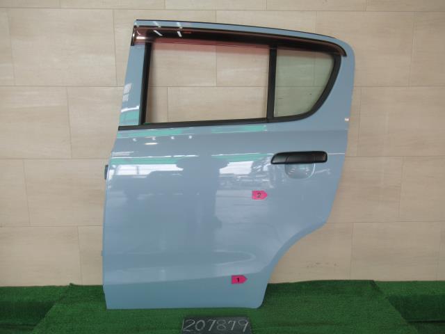 【中古】中古部品 アルト HA25S 左ﾘｱﾄﾞｱ 【3310120100-250919000113400】