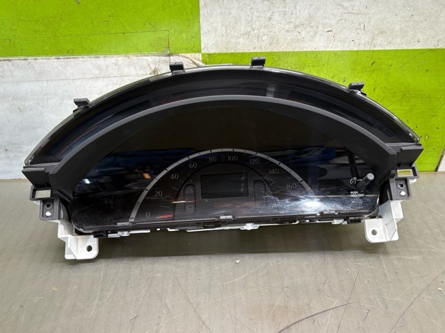 【中古】中古部品 ＳＡＩ AZK10 ｽﾋﾟｰﾄﾞﾒｰﾀｰ 【3330530100-000005428661400】