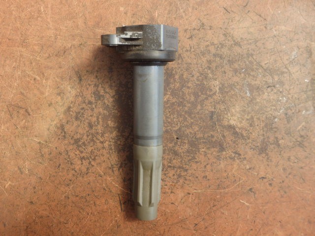 【中古】中古部品 レガシィ BR9 ｲｸﾞﾆｯｼｮﾝｺｲﾙ 【3331010800-000023550567250】