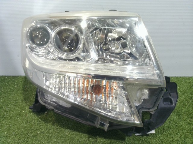 【中古】中古部品 タント LA600S 右ﾍｯﾄﾞﾗﾝﾌﾟ 【3310090100-202509025910800】