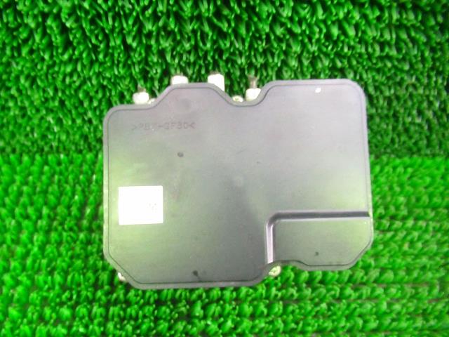 【中古】中古部品 アルト HA36S ABSｱｸﾁｭｴｰﾀｰ 【3330210100-000037160142500】