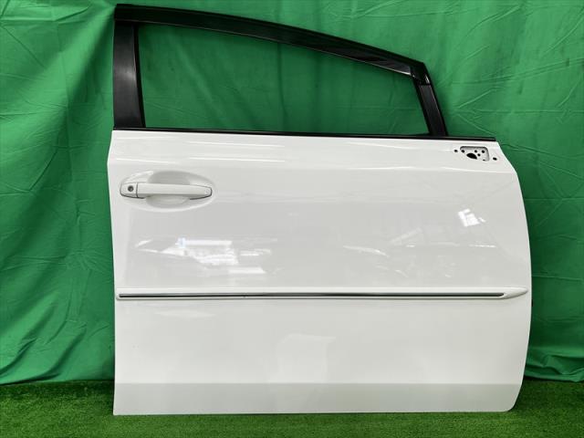 【中古】中古部品 プリウスα ZVW41W 右ﾌﾛﾝﾄﾄﾞｱ 【3330240100-002025603513100】