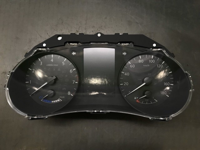 【中古】中古部品 エクストレイル HT32 ｽﾋﾟｰﾄﾞﾒｰﾀｰ 【3330530100-000005436061400】