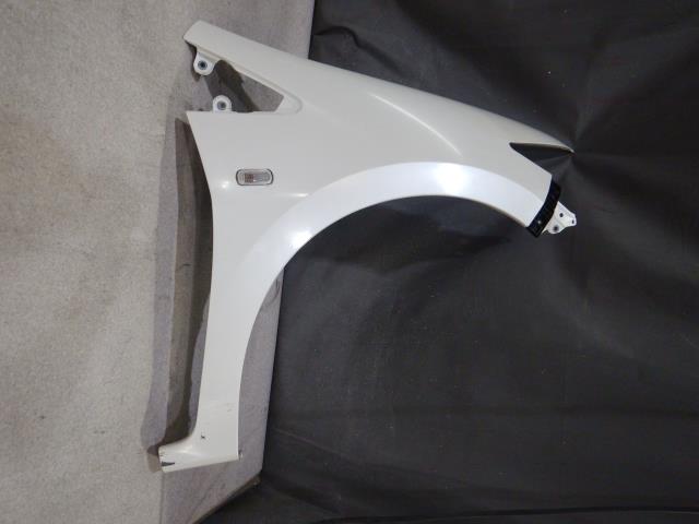 【中古】中古部品 インサイト ZE2 右フロントフェンダー 【3330810100-250922000310600】