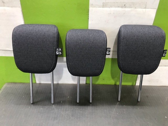 【中古】中古部品 ステップワゴン RP8 ﾍｯﾄﾞﾚｽﾄ 【3330530100-000005440977402】