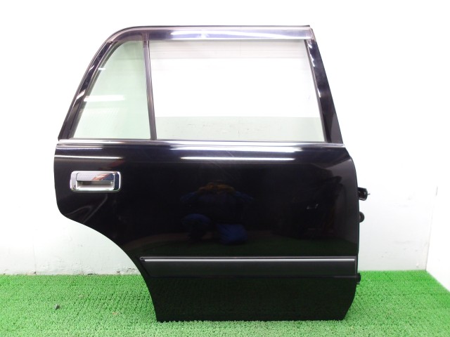 【中古】中古部品 コンフォート TSS11 右リアドア 【3310250100-000253034813300】|e-cleマート