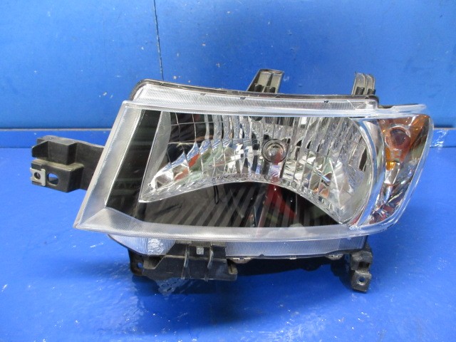 【中古】中古部品 ｂＢ QNC21 左ﾍｯﾄﾞﾗﾝﾌﾟ 【3310270100-000015020210900】