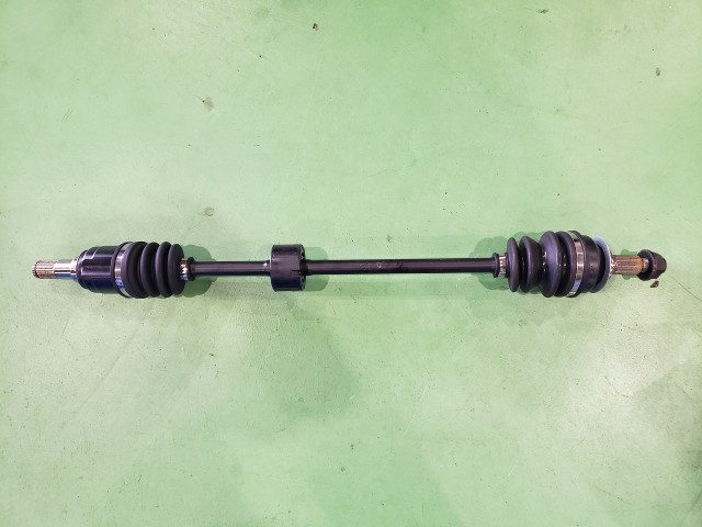【中古】中古部品 モコ MG33S 右ﾌﾛﾝﾄﾄﾞﾗｲﾌﾞｼｬﾌﾄ 【3310590000-202509066942100】