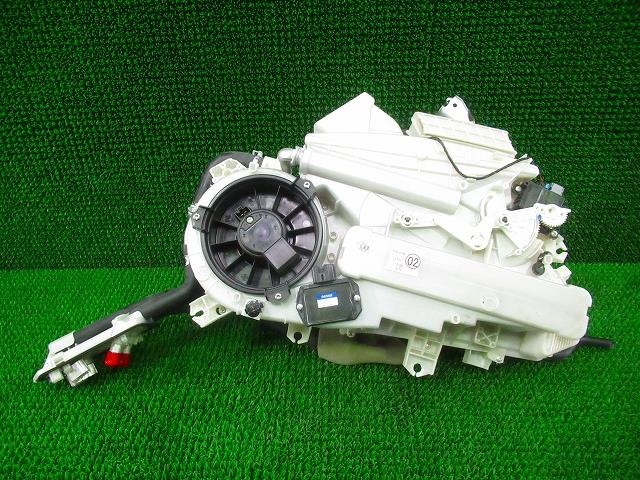 【中古】中古部品 ヴェルファイア ANH20W A/Cｸｰﾘﾝｸﾞﾕﾆｯﾄ 【3330210100-000037162660800】
