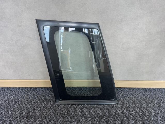 【中古】中古部品 プレオ RA2 左ｸｫｰﾀｰｶﾞﾗｽ 【3330440100-250926000117290】