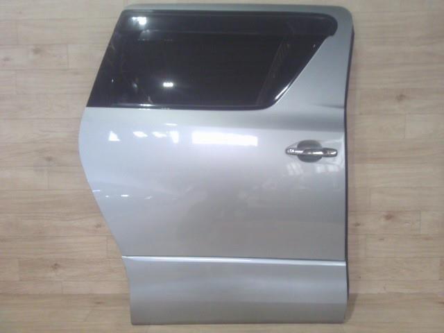 【中古】中古部品 アルファード ANH20W 右ﾘｱﾄﾞｱ 【3310390100-250920000413300】