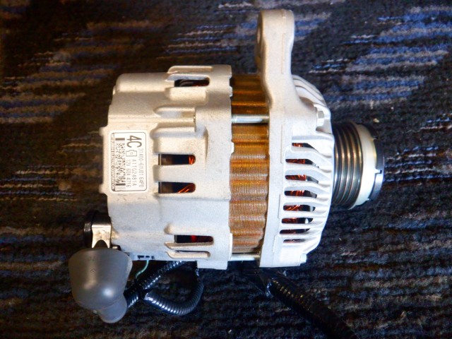 【中古】中古部品 NV100クリッパーリオ DR17W ｵﾙﾀﾈｰﾀｰ 【3340140100-000025173560200】