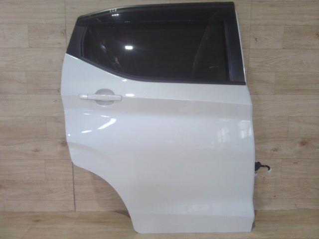 【中古】中古部品 デイズ B44W 右ﾘｱﾄﾞｱ 【3310390100-250924000813300】