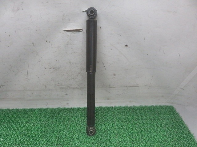 【中古】中古部品 ミニキャブ DS16T 右ﾘｱｼｮｯｸｱﾌﾞｿｰﾊﾞｰ 【3330380100-000037027950700】